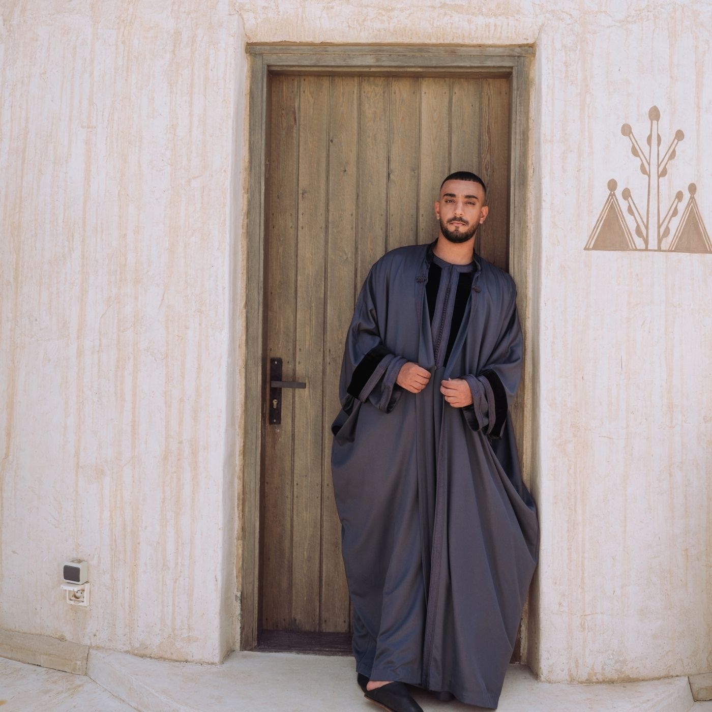 Moroccan Gandoura "Noir Éclipse"