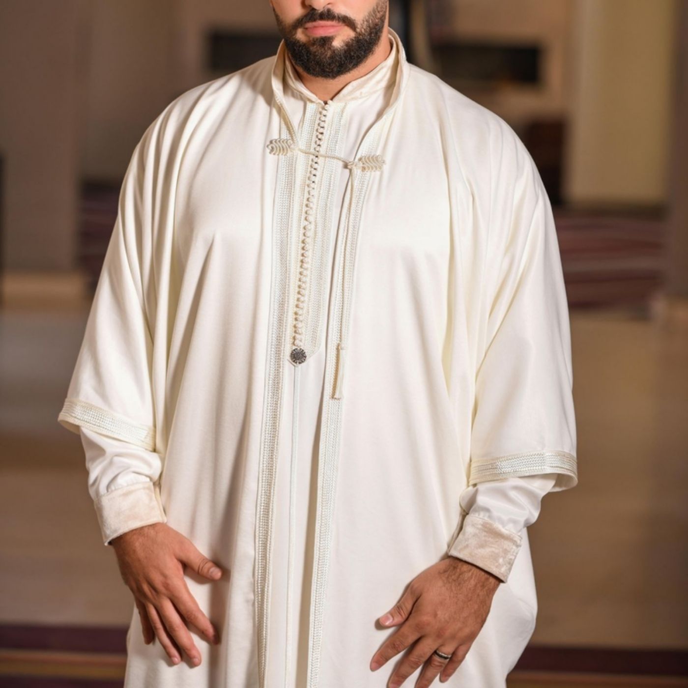 Traditional Moroccan Gandoura "Ivory Essence"